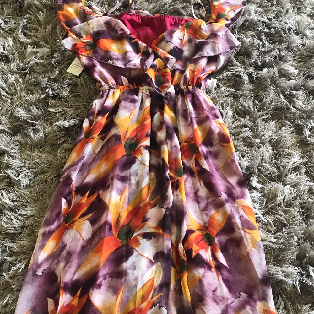 Dress - Picture 4 of 4